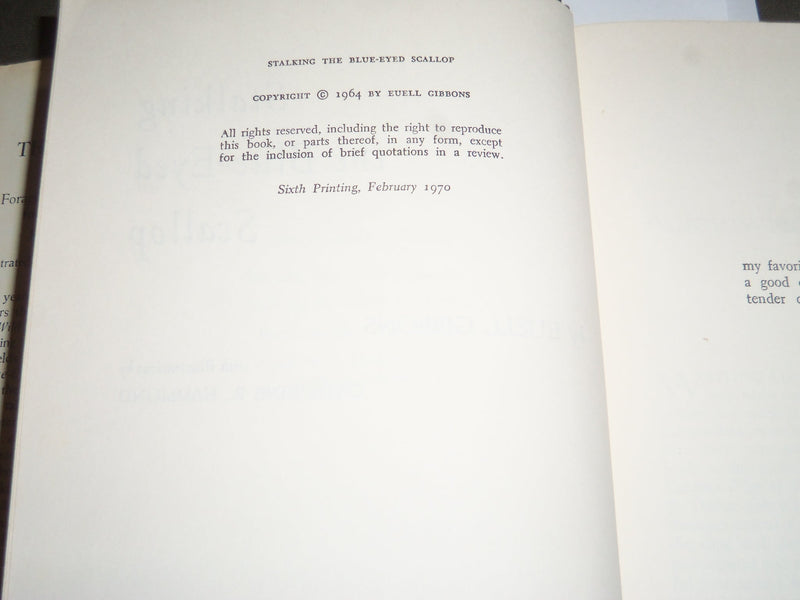 1970 STALKING THE BLUE-EYED SCALLOP BY EUELL GIBBONS SIXTH PRINTING - KD 4389