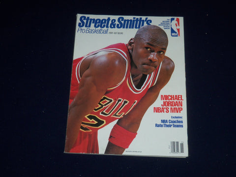 1991-1992 STREET & SMITH'S PRO BASKETBALL MAGAZINE - MICHAEL JORDAN - SP 5361