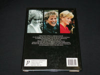 2005 DIANA UNSEEN ARCHIVES HARDCOVER BOOK BY ALISON GAUNLETT - R 724V