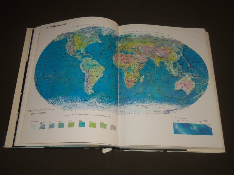 1989-1990 READER'S DIGEST ATLAS OF THE WORLD BOOK LOT OF 2 - KD 4061