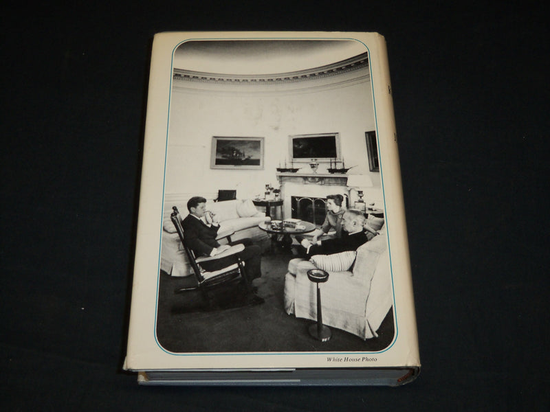 1968 THE DAY KENNEDY WAS SHOT BOOK INSCRIBED BY JIM BISHOP - BOOK CLUB - D 519