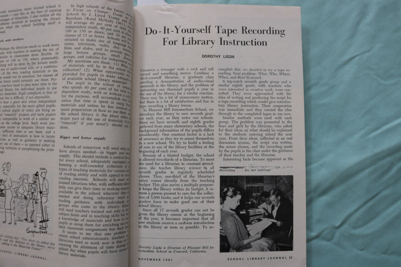 1961 NOVEMBER SCHOOL OF LIBRARY JOURNAL - SOFTCOVER BOOK - K 3255