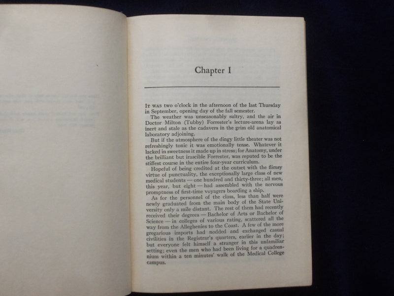 1939 DISPUTED PASSAGE HARDCOVER BOOK - LLYOD C. DOUGLAS - AUTOGRAPHED - KD 8929