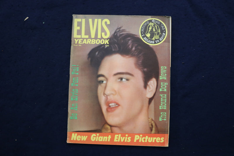 1960 ELVIS YEARBOOK MAGAZINE - ELVIS PRESLEY COVER - E 18797
