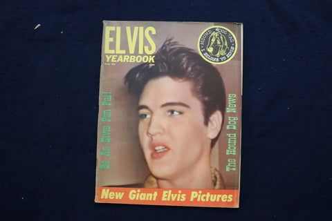 1960 ELVIS YEARBOOK MAGAZINE - ELVIS PRESLEY COVER - E 18797