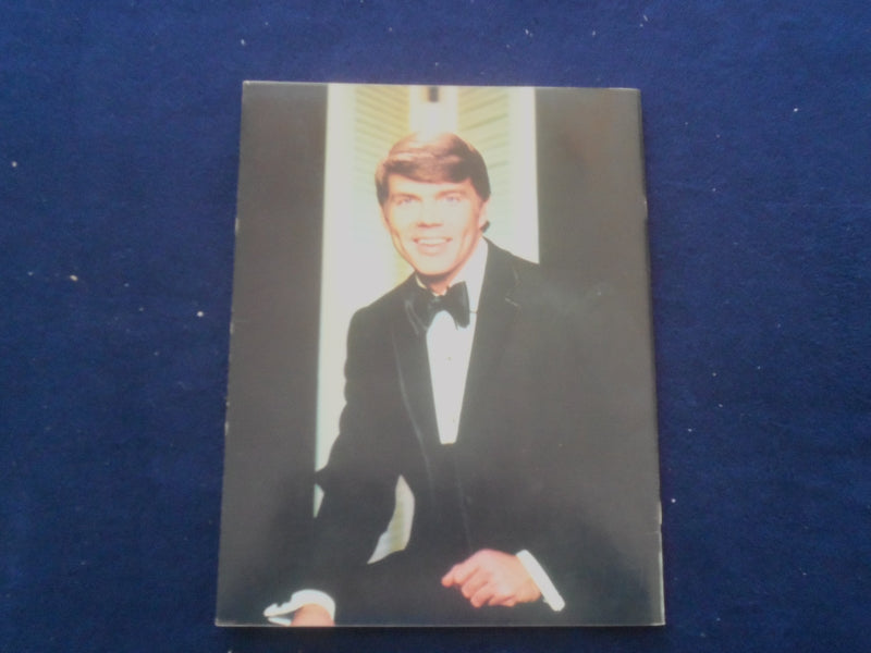 1968 JOHN DAVIDSON PROGRAM AND POSTER - J 8385