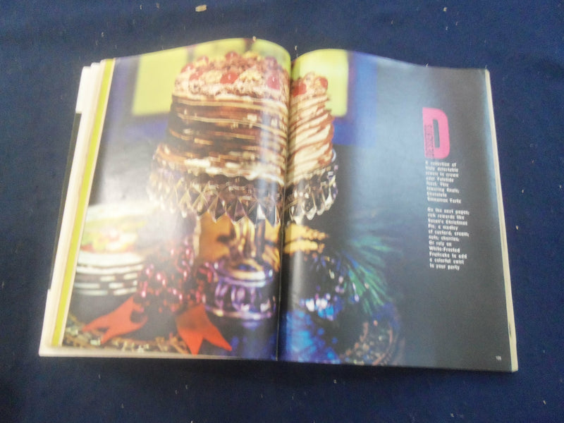 1965 DECEMBER GOOD HOUSEKEEPING MAGAZINE - NICE COVER, ARTICLES & ADS - F 514K
