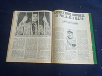 1973 FEBRUARY HOCKEY PICTORIAL MAGAZINE -R. MARTIN & G. PERREAULT COVER -ST 200Z