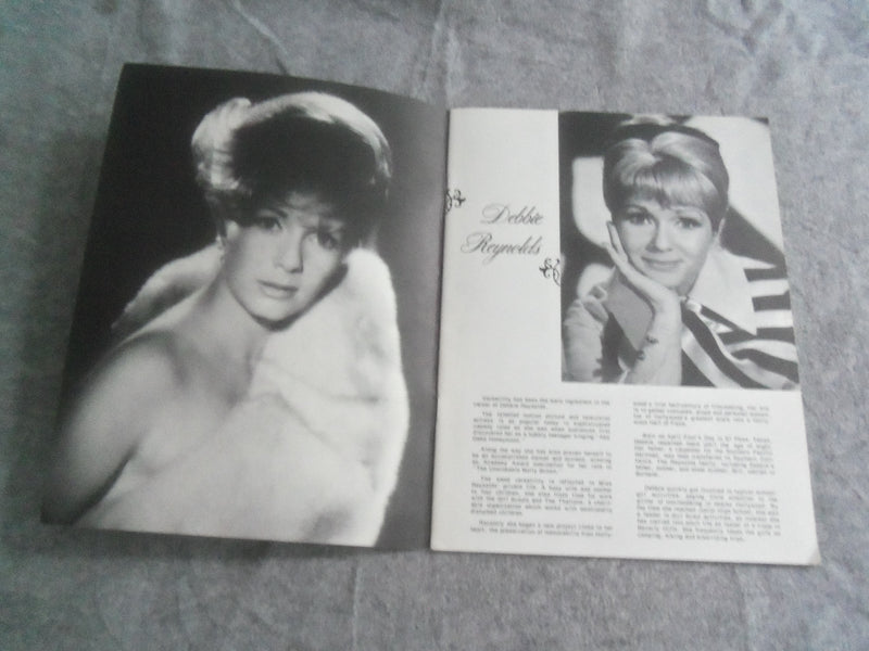 DEBBIE REYNOLDS BROCHURE - STAGE - TV - SINGIN IN THE RAIN - MOLLY BROWN- J 7691
