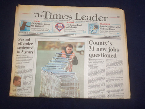 1997 DEC 10 WILKES-BARRE TIMES LEADER - LEE THOMAS FIRED AS PHILS GM - NP 8203