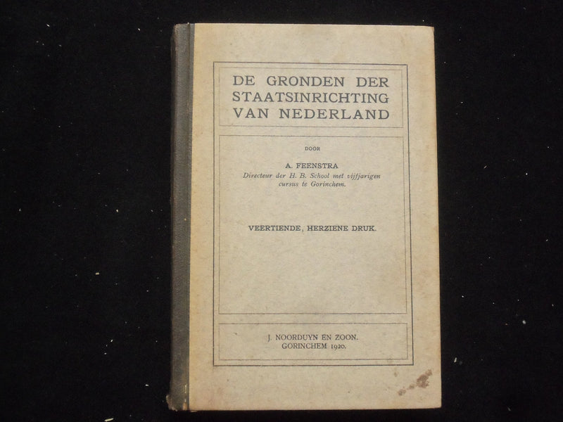 1920 DE GRONDEN DER STAATSINRICHTING VAN NEDERLAND HARDCOVER BOOK-DUTCH- KD 9235