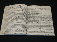 1986 THE NATIONAL ARCHIVES OF THE UNITED STATES BOOK BY HERMAN J. VIOLA- KD 5917