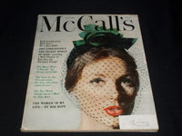 1959 OCTOBER MCCALL'S MAGAZINE - NICE FASHION FRONT COVER - E 5930