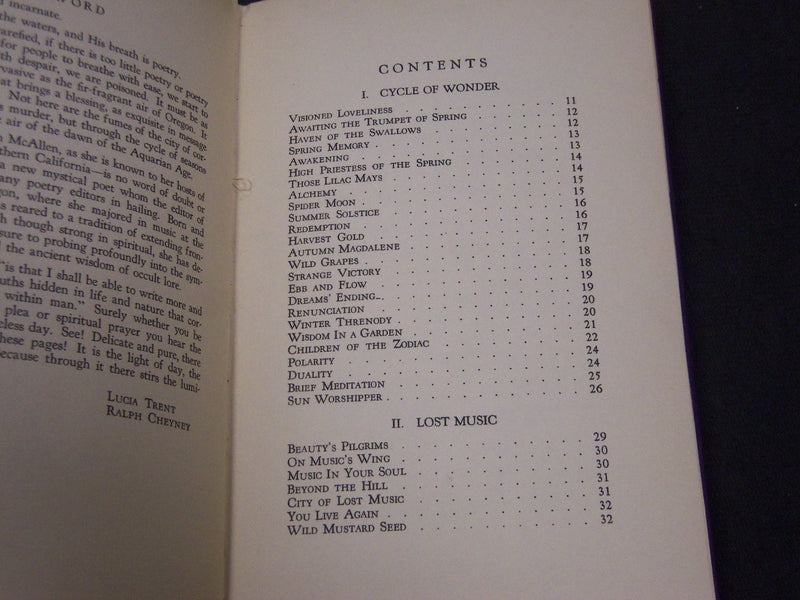 1939 FEET OF DAWN BY LILLIAN PARCELL HARDCOVER BOOK - KD 5830