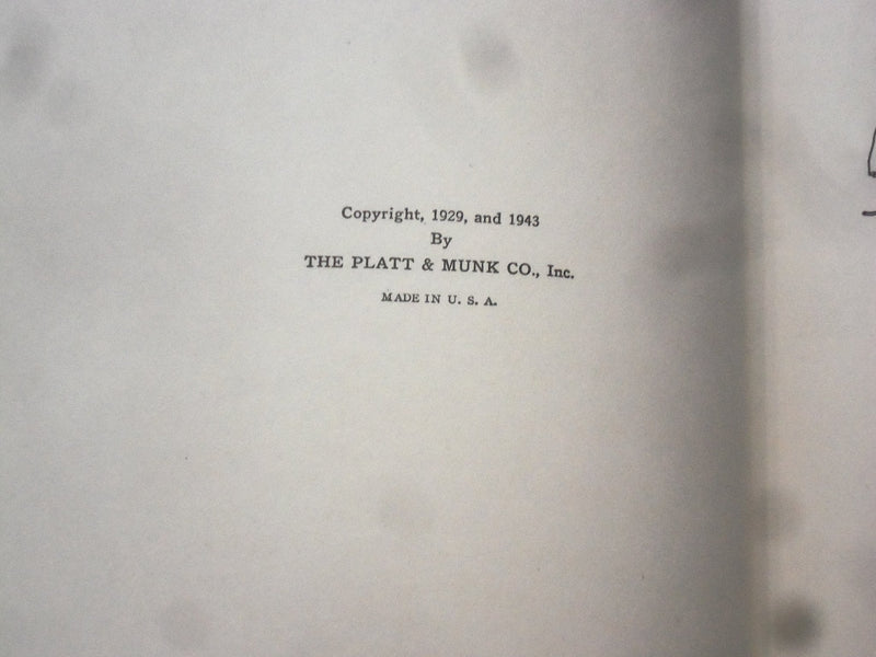 1943 LITTLE FOLKS OF OTHER LANDS HARDCOVER BOOK BY WATTY PIPER - KD 8334