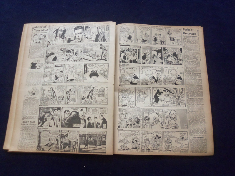 1965 NOV 19 BOSTON RECORD AMERICAN NEWSPAPER-VIET SNAFU COSTS GI LOSSES -NP 6306