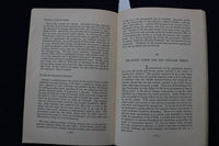 1933 SOVIET RUSSIA 1917-1933 SOFTCOVER BOOK BY VERA MICHELES DEAN - K 1583