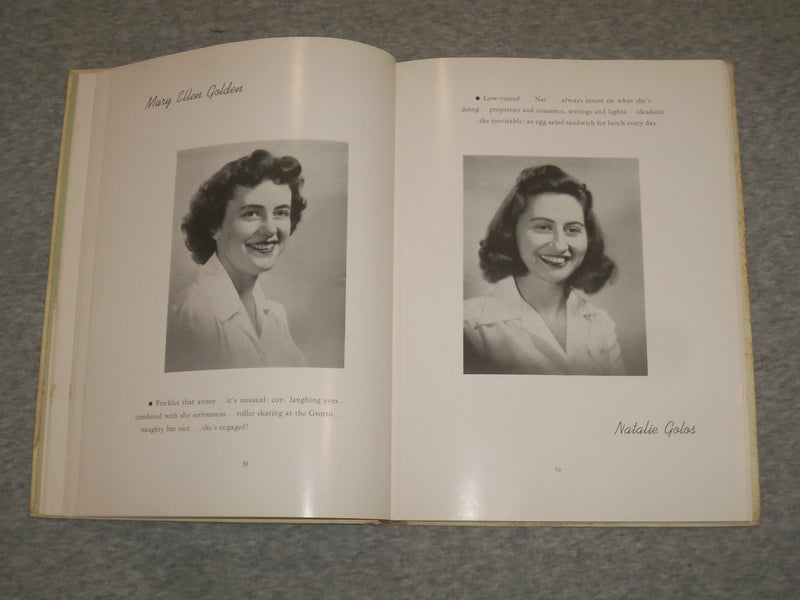 1944 ELMIRA COLLEGE YEARBOOK - ERLMIRA, NEW YORK - YB 2060