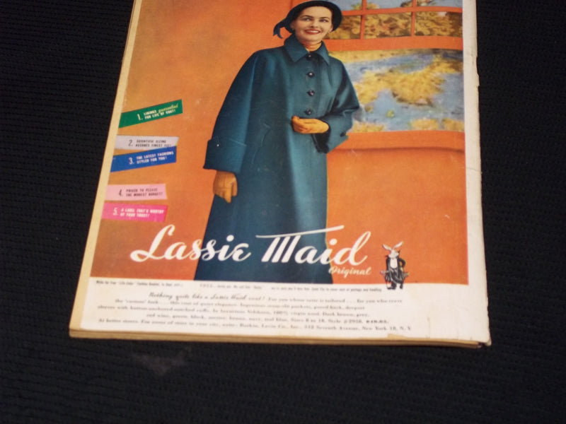 1949 NOVEMBER MOVIE STARS PARADE MAGAZINE - SHIRLEY TEMPLE COVER - E 15797