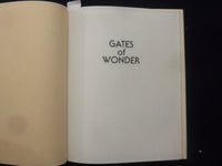 1991 GATES OF WONDER HARDCOVER BOOK - PRAYERBOOK FOR YOUNG CHILDREN - KD 8852