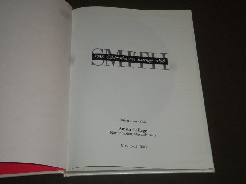 2008 SMITH COLLEGE YEARBOOK - NORTHHAMPTON, MA - GREAT PHOTOS - YB 935