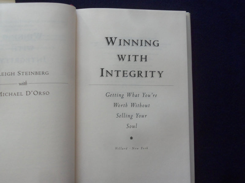 1998 WINNING WITH INTEGRITY HARDCOVER BOOK BY LEIGH STEINBERG - SIGNED - KD 9328