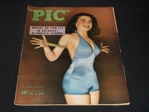 1942 FEBRUARY 3 PIC MAGAZINE - MODEL MOTHER NICE FRONT COVER - E 2606
