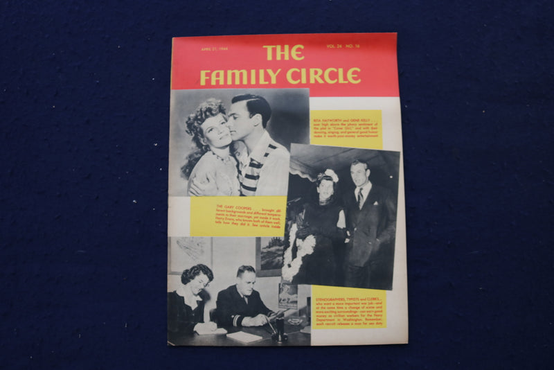 1944 APRIL 21 THE FAMILY CIRCLE MAGAZINE - RITA HAYWORTH COVER - E 18252
