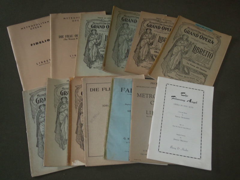 1920'S-1960'S OPERA LIBRETTO CATALOGUE LOT OF 13 ISSUES - MUSIC - O 2363
