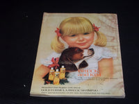 1975 DECEMBER MCCALL'S MAGAZINE - CHRISTMAS ISSUE FRONT COVER - E 772