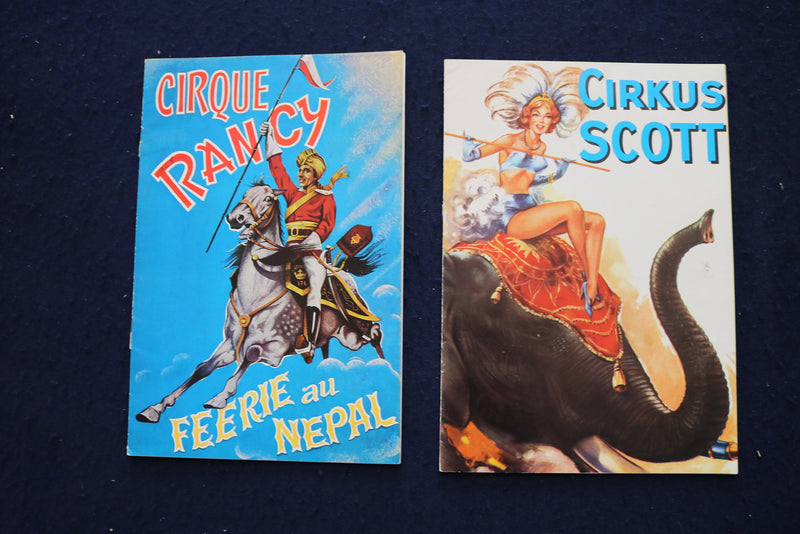 1960'S-1980'S CIRCUS PROGRAMS - SMALLER SIZE - LOT OF 28 - O 3534
