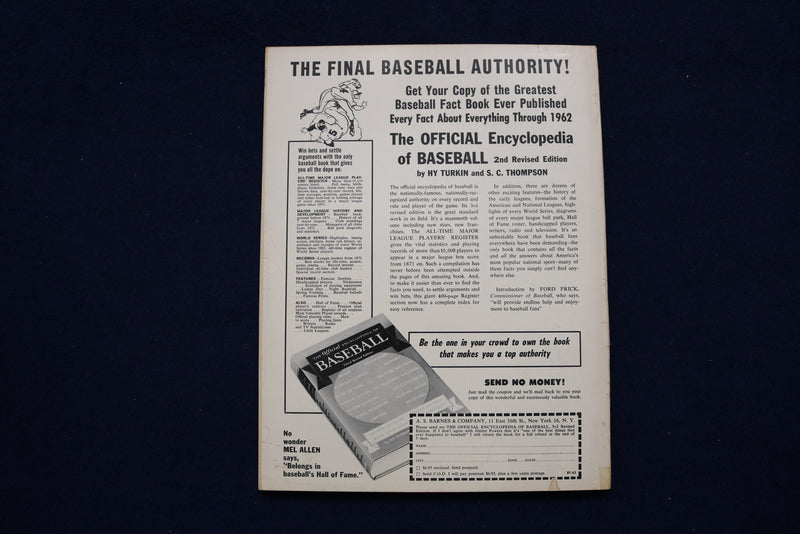 1963 STREET AND SMITH'S BASEBALL MAGAZINE - TOM TRESH COVER - E 11795