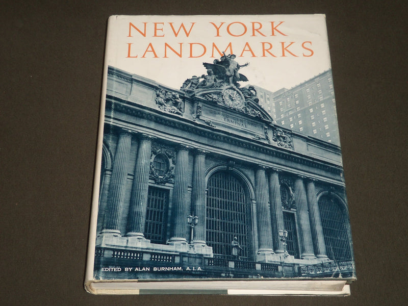 1970 NEW YORK LANDMARKS EDITED BY ALAN BURNHAM BOOK - KD 4085