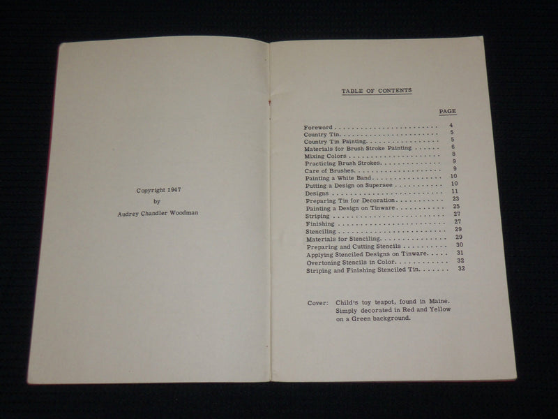 1947 DECORATING COUNTRY TIN SOFTCOVER BOOK BY AUDREY CHANDLER WOODMAN - J 7045