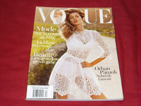 2011 APRIL VOGUE PARIS MAGAZINE - GISELE BUNDCHEN COVER - HIGH FASHION - RC 181