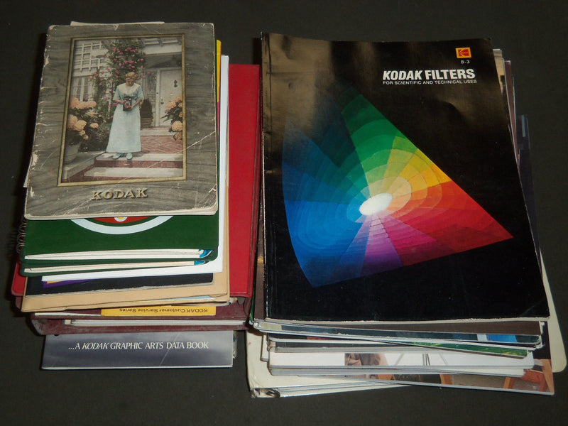 1912-1980'S KODAK GUIDES AND LITERATURE LOT OF 38 PIECES - NICE PHOTOS - O 1351