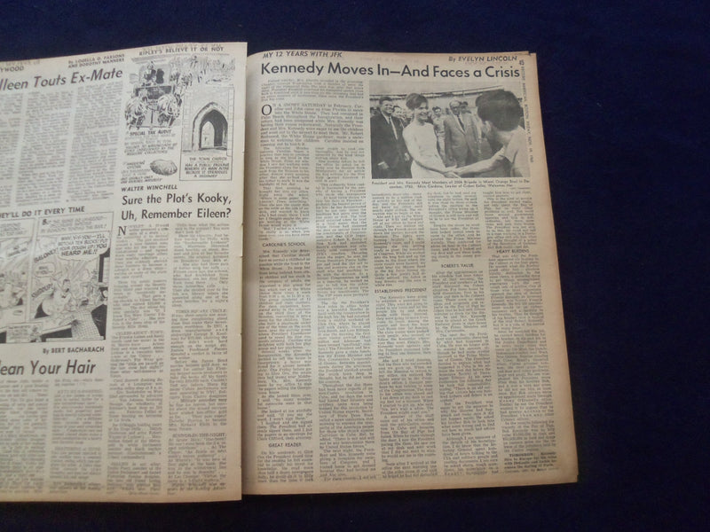1965 NOV 19 BOSTON RECORD AMERICAN NEWSPAPER-VIET SNAFU COSTS GI LOSSES -NP 6306