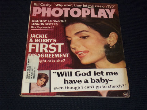 1966 JULY PHOTOPLAY MAGAZINE - JACKIE KENNEDY FRONT COVER - E 16615