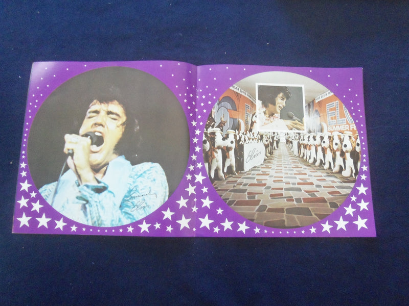 1972 ELVIS PRESLEY LAS VEGAS PHOTO FOLIO CONCERT EDITION PROGRAM - J 8392