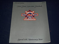 1986 NEW YORK METS OFFICIAL TEAM YEARBOOK REVISED ED. - 25TH ANNIVERSARY - J 398