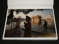 2005 STEVE MCCURRY SOUTH SOUTHEAST HARDCOVER BOOK - GREAT PHOTOS - R 350B