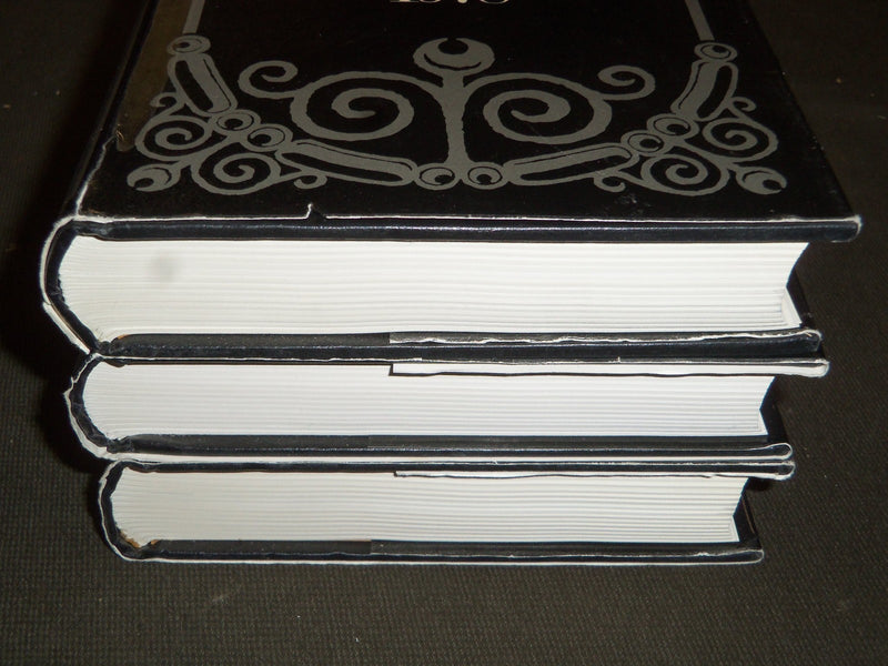 1978-1982 THE LYLE OFFICIAL ARTS REVIEW BY JENNIFER KNOX BOOK LOT OF 3 -KD 1983A