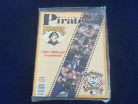 1994 PITTSBURGH PIRATES YEARBOOK - ST 3398V