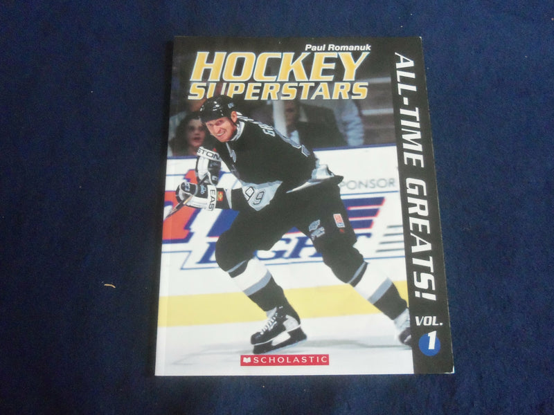 2011 PAUL ROMANUK HOCKEY SUPERSTARS MAGAZINE - VOLUME 1 - WAYNE GRETZKY - F 254G