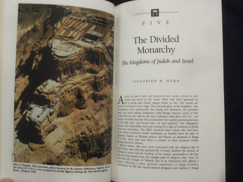 1988 ANCIENT ISRAEL HARDCOVER BOOK BY HERSHEL SHANKS - INSCRIBED - KD 9137