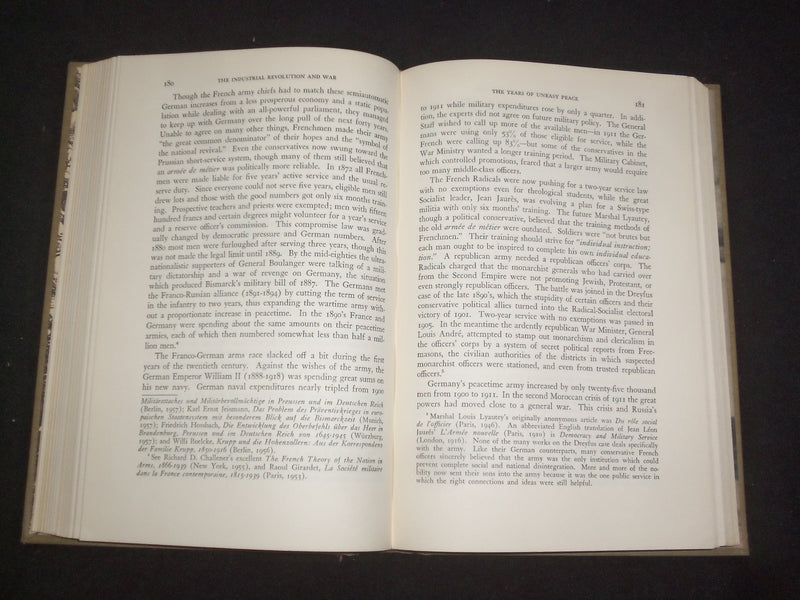 1959 WAR IN THE MODERN WORLD HARDCOVER BOOK BY THEODORE ROPP - KD 9284