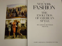1989 NEW YORK FASHION BY CAROLINE RENNOLDS MILBANK BOOK - NICE PHOTOS - KD 1815