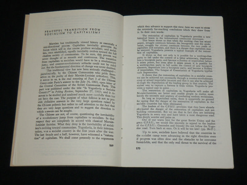 1960'S TWO ARTICLES ON YUGOSLAVIA BOOK - FRED SINGLETON & TONY TOPHAM - J 6539
