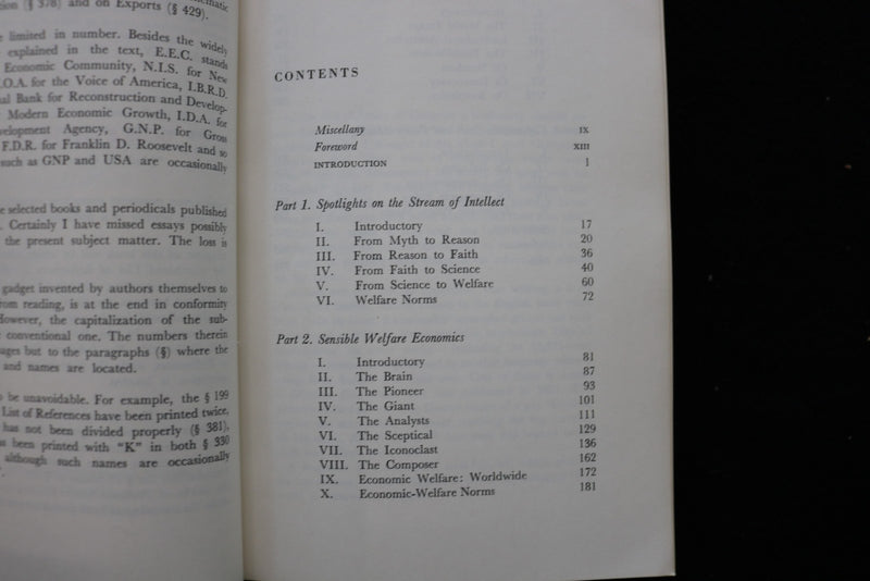 1972 WELFARE VERSUS FREEDOM SOFTCOVER BOOK BY EVAN BITSAXIS - KD 9836