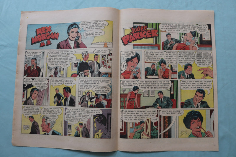 1969-1974 SATURDAY-SUNDAY COLOR COMIC SECTIONS - LOT OF 3 - NP 9175